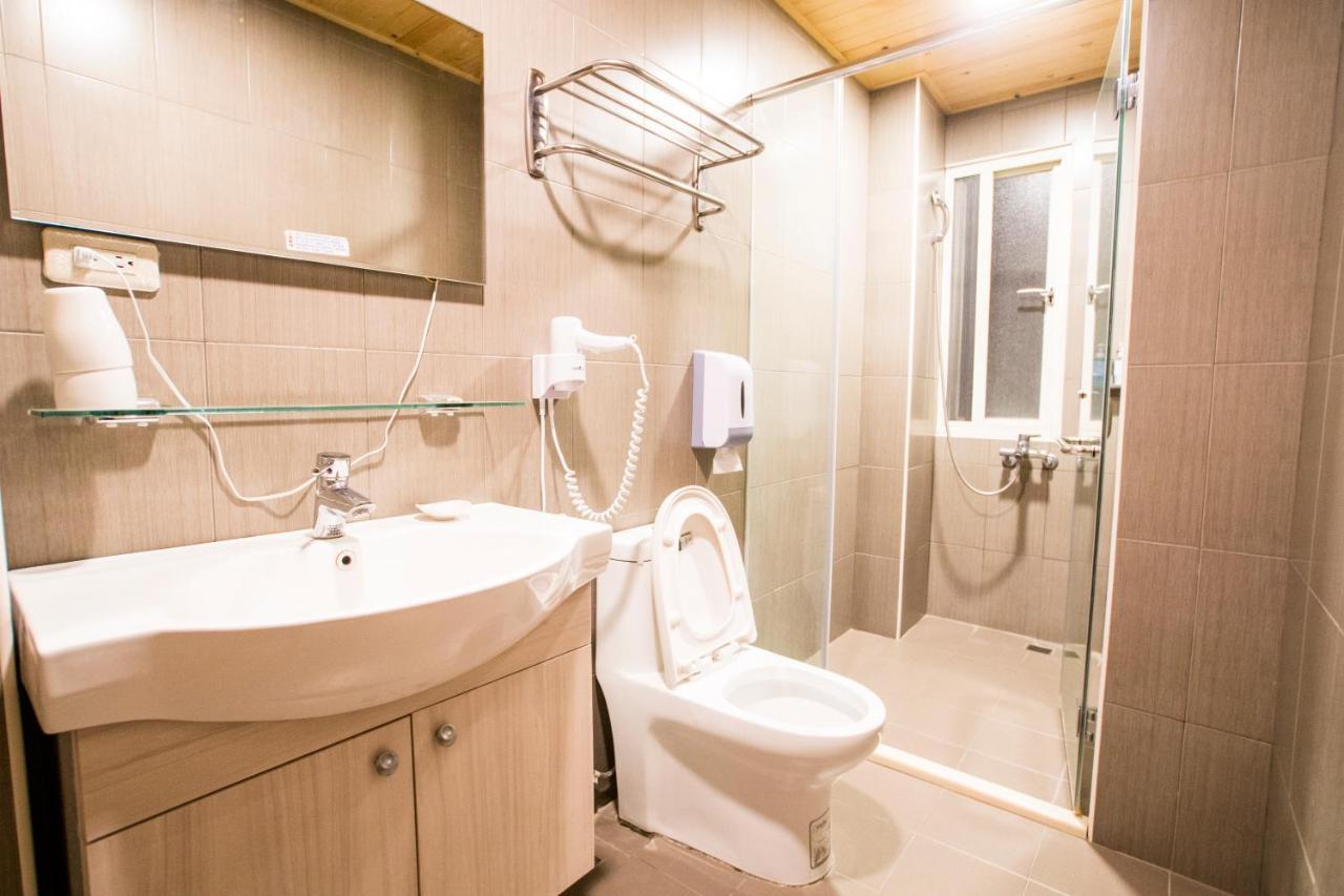 Railway Traveler B&B T'ai-tung Extérieur photo